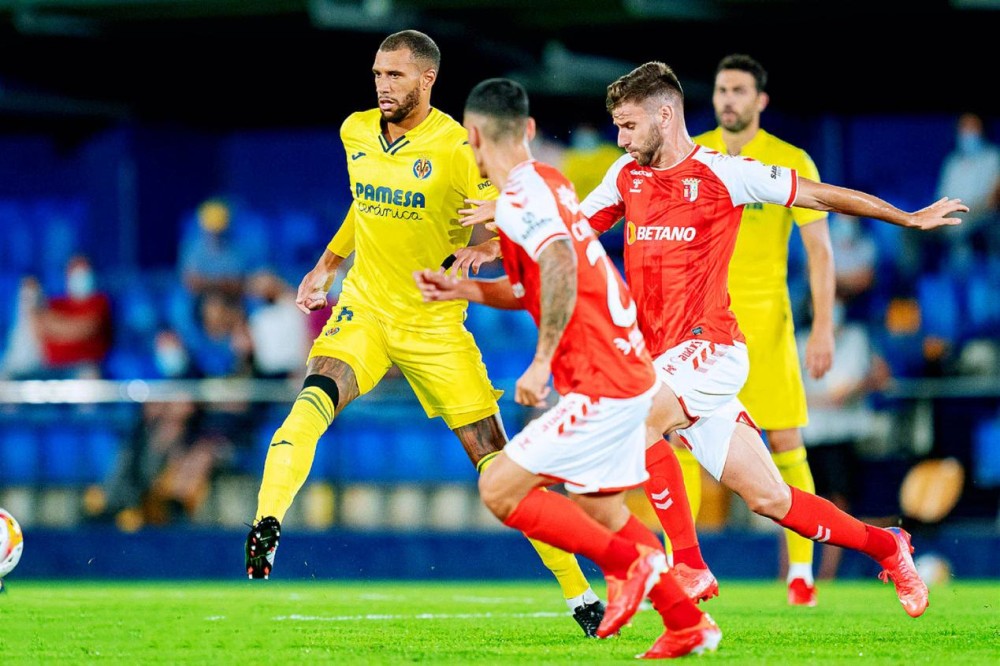 万博体育-武汉三镇门线救险备战法甲武汉三镇回应争议，现场解说直呼：比利亚雷亚尔战术微调的简单介绍