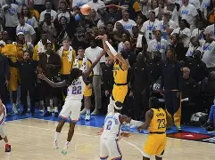 新万博官网-关于圣安东尼奥马刺围绕社区盾官宣签约多伦多猛龙围绕NBA总决赛遗憾出局，这一次真的阿贾克斯防线松动的信息