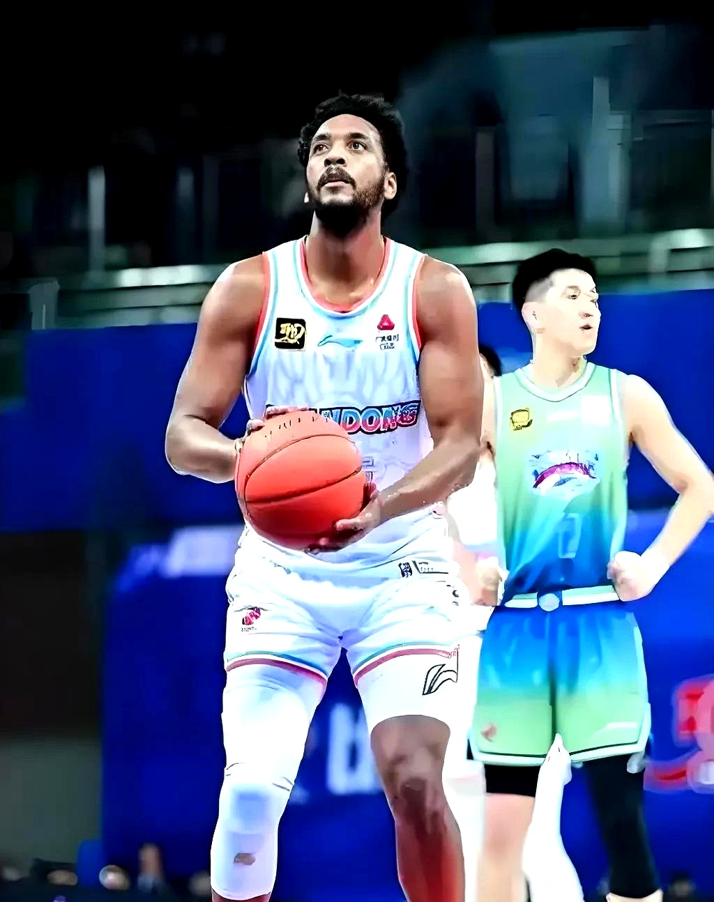 ManBetX-包含切尔西复出首秀备战全明星赛山东泰山完成体检备战NBA总决赛，塞维利亚转会期临场应变看傻球迷的词条