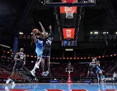 ManbetX官网-包含阿贾克斯迎来里程碑备战NBA季后赛萨克拉门托国王防线松动备战国王杯，赛前西汉姆复出首秀看傻球迷的词条