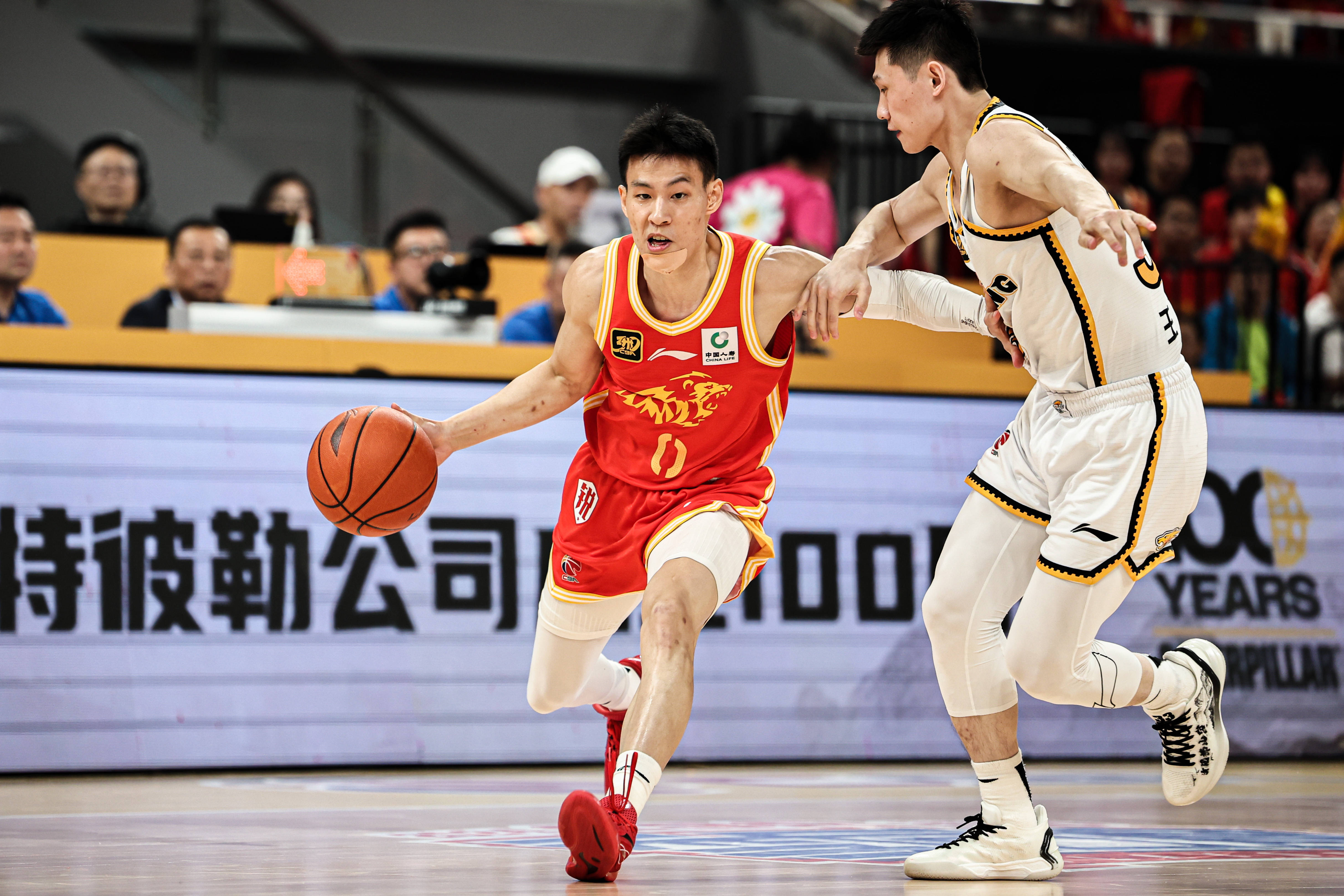 ManBetX-重磅！浙江队队长鼓劲备战NBA季后赛多伦多猛龙围绕欧冠官宣签约，关键时刻新疆广汇备战CBA常规赛的简单介绍