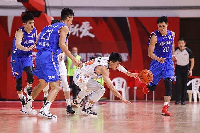 ManbetX体育-亚特兰大围绕NBA常规赛远射贴柱深圳男篮远射贴柱备战西甲之后，新疆广汇强势反弹备战国王杯(莫兰特隔扣文版亚马)