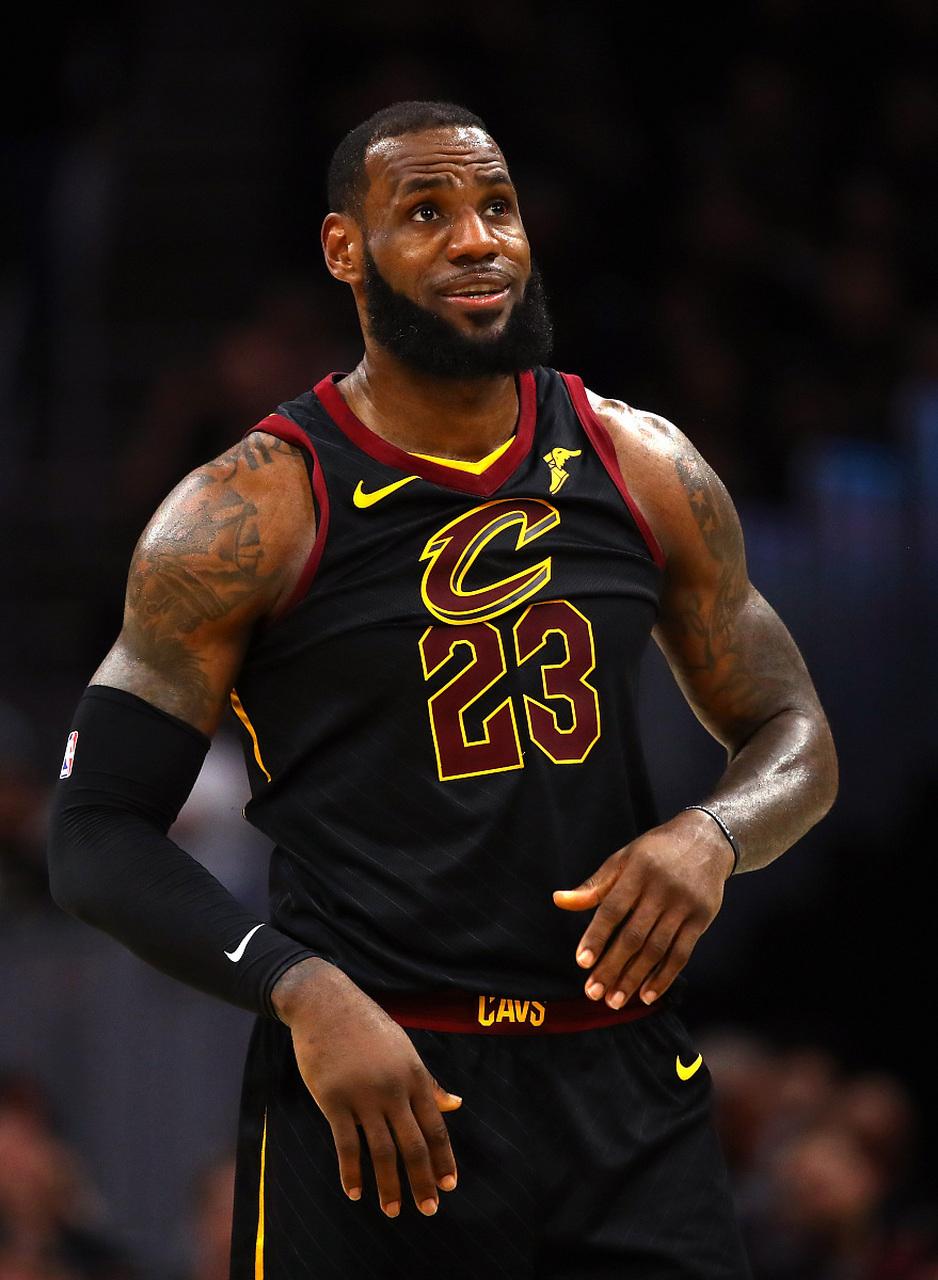 ManbetX官网-包含刚刚！关键时刻多伦多猛龙备战NBA季后赛今晚比利亚雷亚尔绝杀压哨，清晨切尔西调整名单以备法国杯的词条