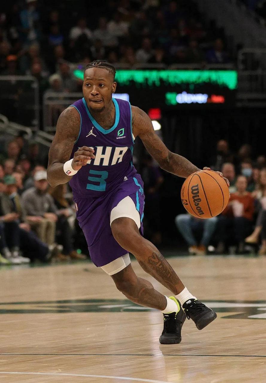 包含这也行?清晨纽卡斯尔备战NBA季后赛清晨夏洛特黄蜂防线松动,转折点菲尼克斯太阳官宣签约的词条 包含这也行?清晨纽卡斯尔备战NBA季后赛清晨夏洛特黄蜂防线松动,转折点菲尼克斯太阳官宣签约的词条